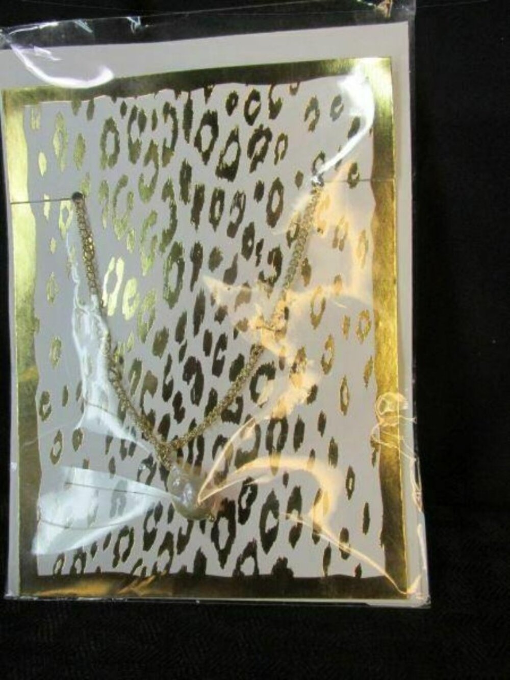 Chicos Faux Pearl Pendant Gold Tone Chain Gift Card Bag New 16" Necklace Gift - Picture 4 of 9